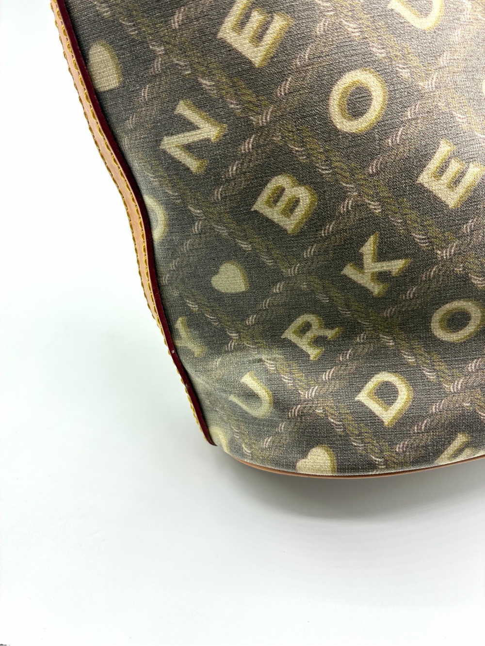 Y2K Dooney & Bourke Crossword Monogram Bucket Shoulder Bag Heart Charm - Picture 15 of 16